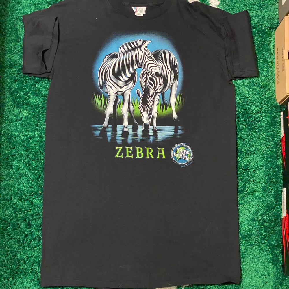 Vintage 90s animal zebra T-shirt